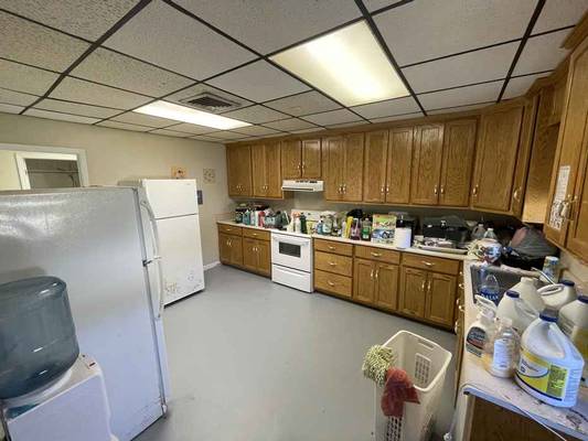 181 E Cherry Street, Cochran, GA 31014 - Photo 9