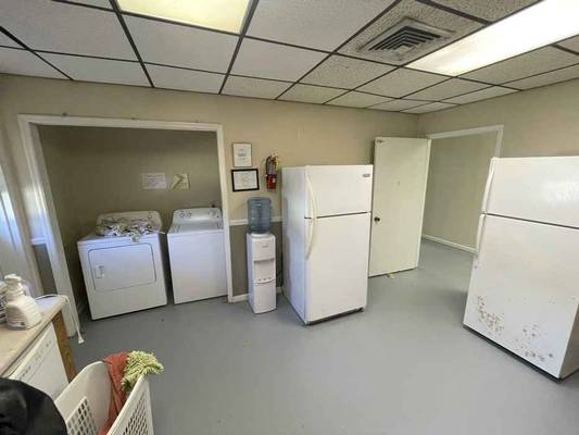 181 E Cherry Street, Cochran, GA 31014 - Photo 10