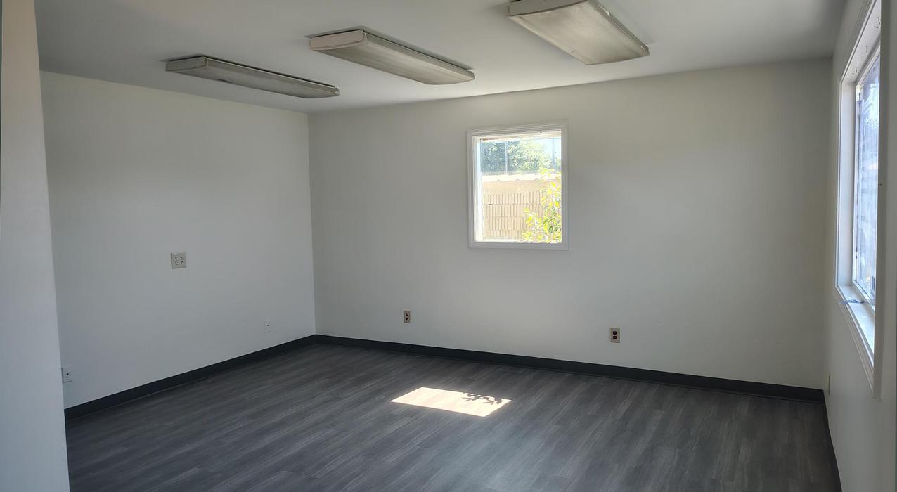 1204 Russell Parkway, Warner Robins, GA 31088 - Photo 2