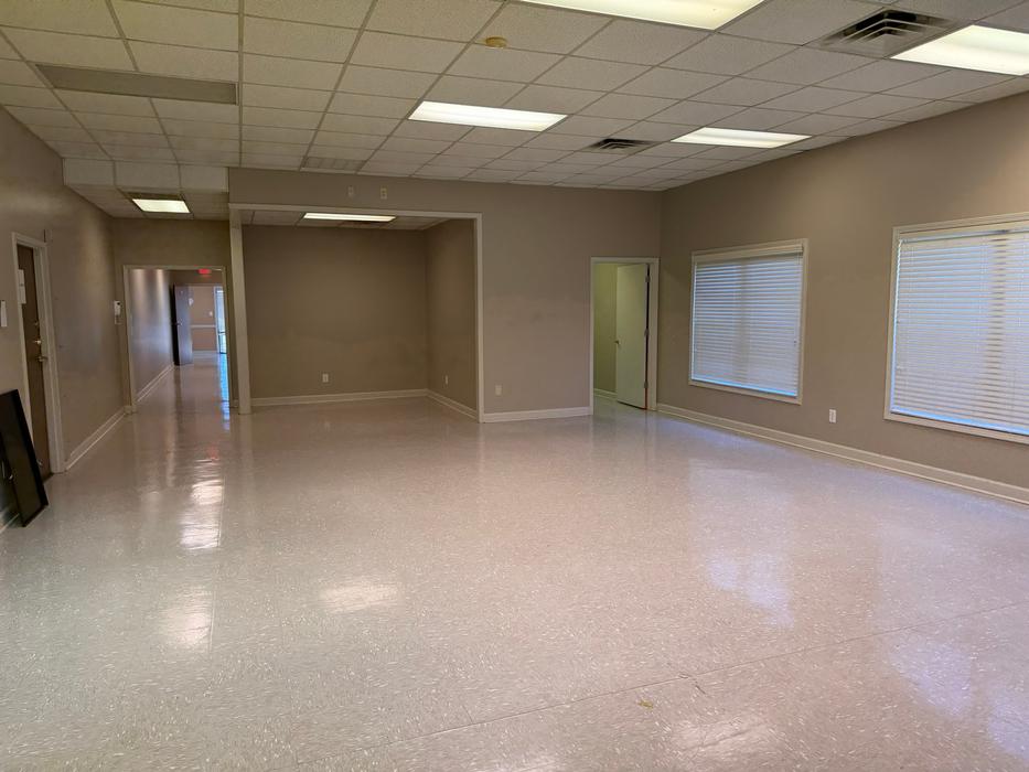 1201 Columbia Drive, Milledgeville, GA 31061 - Photo 2