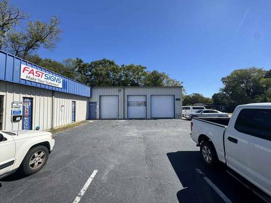 2356 Pio Nono Avenue, Macon, GA 31206 - Photo 2