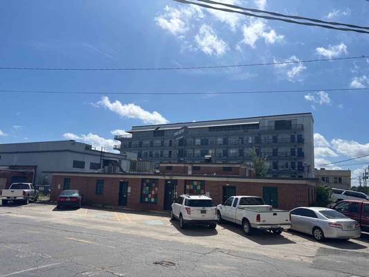 440 Walnut Street - 440 Walnut Street