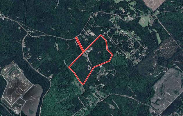 4747 Donnan Road - 4747 Donnan Road
