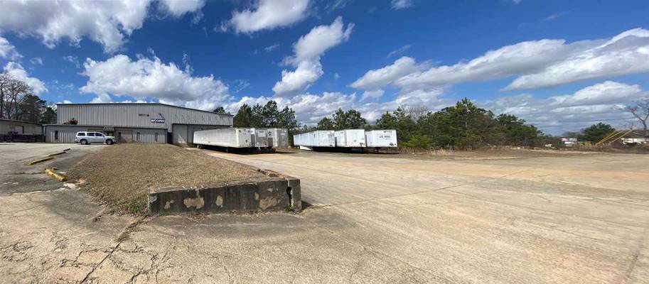 Old Hawkinsville Road 5571 - 5571 Old Hawkinsville Road