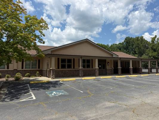 2201 Veterans Boulevard, Dublin, GA 31021 - Photo 1