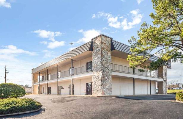 2710 Sheraton Dr, Macon, GA 31204 - Photo 4
