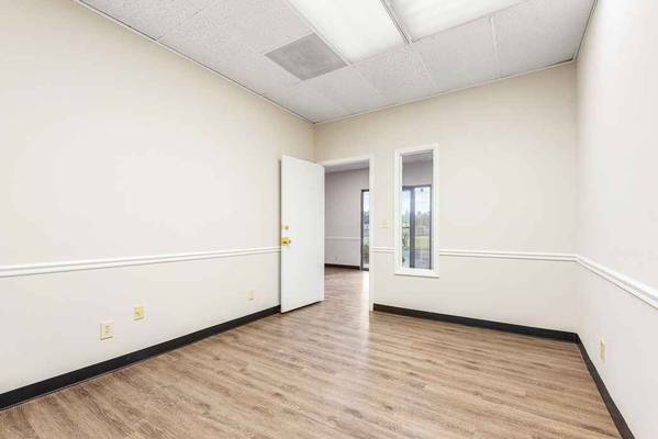 2710 Sheraton Dr, Macon, GA 31204 - Photo 10