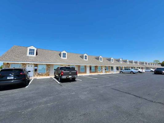 205 Dental Drive, Warner Robins, GA 31088 - Photo 2