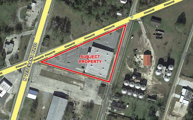605 North Veterans Blvd, Glennville, GA 30427 - Photo 3