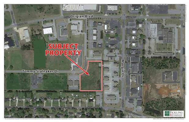 106-108 Tommy Stalnaker Drive, Warner Robins, GA 31088 - Photo 1